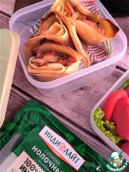 Запечённые блинные треугольники с сосисками Запечённые блинные треугольники с сосисками