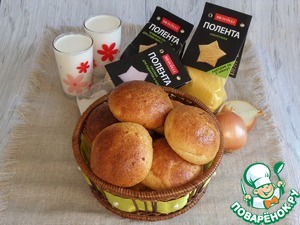 Булочки с полентой и жареным луком