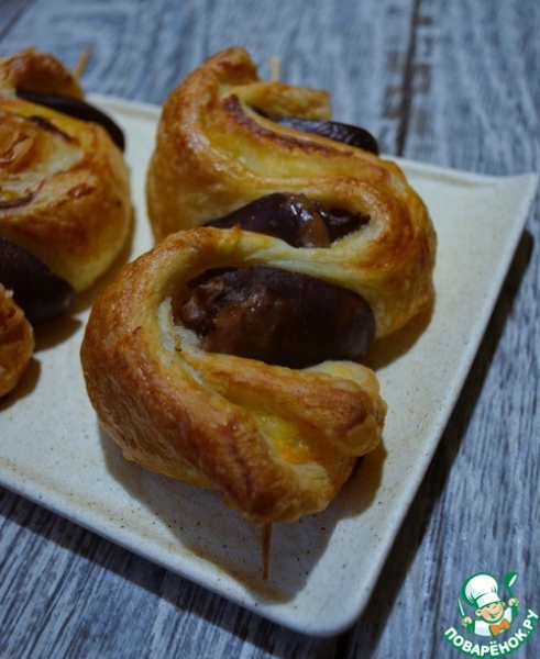 Сердечки индейки в слоёном тесте