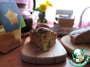 Заливной яблочный пирог с кукурузной полентой