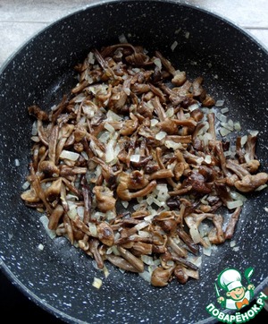 Булочки с грибами под сырной глазурью Булочки с грибами под сырной глазурью