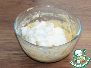 Кекс с кремом из творожного сыра