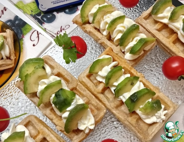 Вафли цельнозерновые с авокадо Вафли цельнозерновые с авокадо
