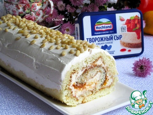 Белковый бисквитный рулет с хурмой Белковый бисквитный рулет с хурмой