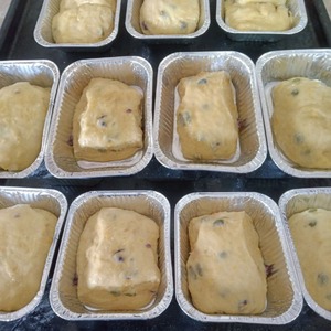 Булочки тыквенные с кукурузной полентой и клюквой