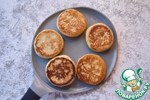 Рисовые биточки с киселем Рисовые биточки с киселем