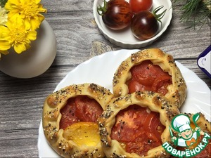 Галеты с помидорами