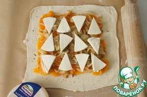 Тёплый пирог с тыквой и сыром