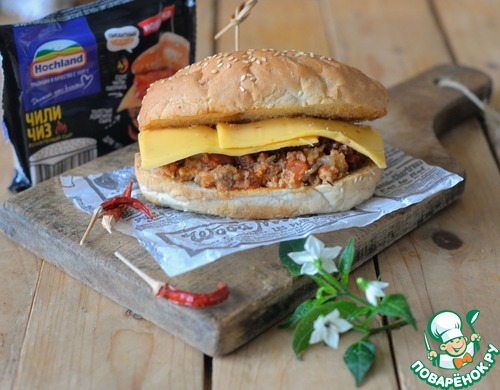 Бургер "Неряха Джо" с копчёными колбасками Бургер "Неряха Джо" с копчёными колбасками