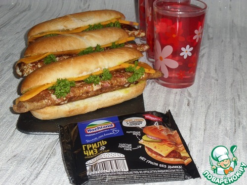 Бутерброд с яичным блином и сыром