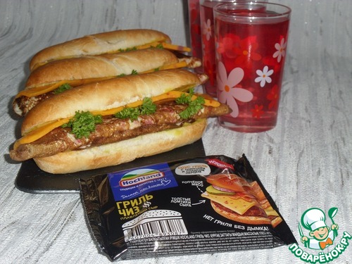 Бутерброд с яичным блином и сыром