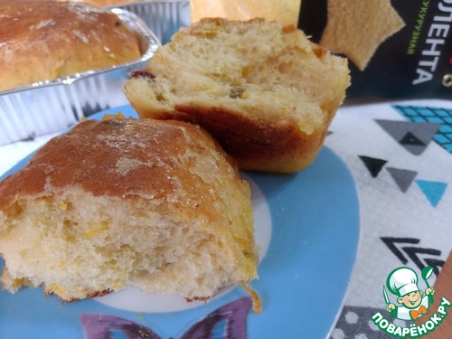 Булочки тыквенные с кукурузной полентой и клюквой