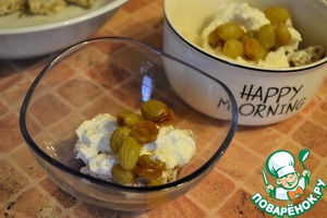 Десерт из хлебцев и винограда Десерт из хлебцев и винограда