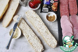 Дорожный сендвич "Все и сразу"