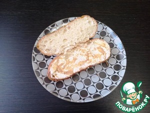 Горячий бутерброд с индейкой и шампиньонами Горячий бутерброд с индейкой и шампиньонами