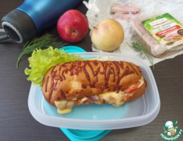 Горячий бутерброд с индейкой и шампиньонами Горячий бутерброд с индейкой и шампиньонами