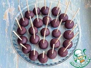 Кейк-попсы с вареной сгущенкой