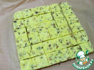 Кукурузно-манговый десерт с жареными орехами Кукурузно-манговый десерт с жареными орехами