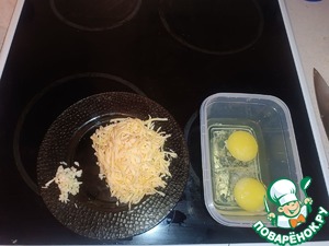 Лапша со сметаной, грибами и сыром