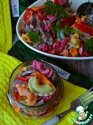 Макаронный салат с сердцем индейки Макаронный салат с сердцем индейки