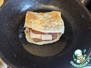Омлетный сэндвич с индейкой Омлетный сэндвич с индейкой