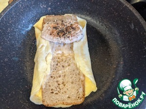 Омлетный сэндвич с индейкой Омлетный сэндвич с индейкой