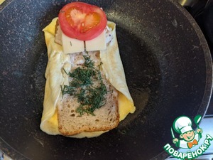 Омлетный сэндвич с индейкой Омлетный сэндвич с индейкой