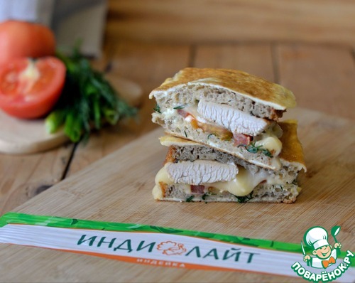 Омлетный сэндвич с индейкой Омлетный сэндвич с индейкой