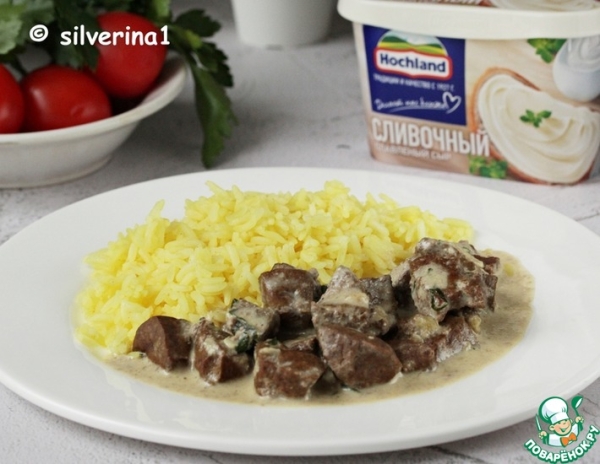 Печень в сметанно-сырном соусе Печень в сметанно-сырном соусе