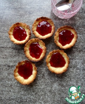 Пирожное "Корзинка" с сырно-сливочным кремом Пирожное "Корзинка" с сырно-сливочным кремом