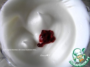 Пирожное "Макарон" с хурмой