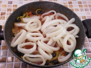 Полента с кальмарами в томатном соусе Полента с кальмарами в томатном соусе