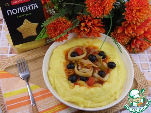 Полента с кальмарами в томатном соусе Полента с кальмарами в томатном соусе