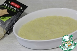 Полента, запеченная с фаршем