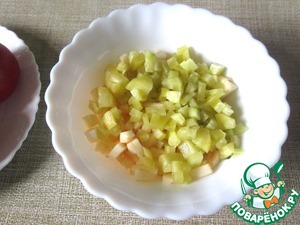 Помидоры, фаршированные огуречно-яблочным салатом Помидоры, фаршированные огуречно-яблочным салатом