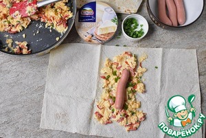 Пшеничные роллы с сырным скрамблом Пшеничные роллы с сырным скрамблом