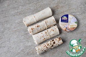 Пшеничные роллы с сырным скрамблом Пшеничные роллы с сырным скрамблом