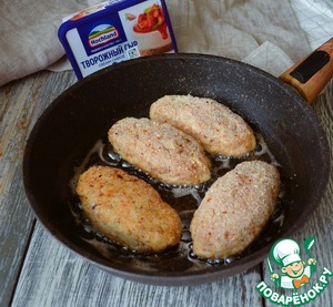 Рыбные котлеты с творожно-сливочной начинкой Рыбные котлеты с творожно-сливочной начинкой