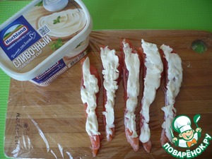 Салат с плавленым сыром и форелью Салат с плавленым сыром и форелью