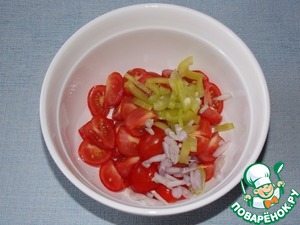 Салат с помидорами черри и сыром Салат с помидорами черри и сыром