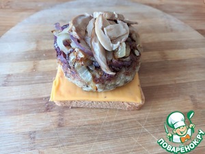 Сэндвич «Патти Мелт» с индейкой