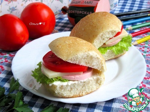 Сэндвич в булочке "Поделись с другом" Сэндвич в булочке "Поделись с другом"