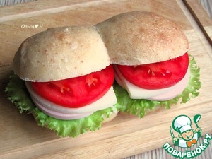 Сэндвич в булочке "Поделись с другом" Сэндвич в булочке "Поделись с другом"