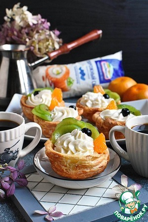 Слоеные корзиночки с чизкейком Слоеные корзиночки с чизкейком