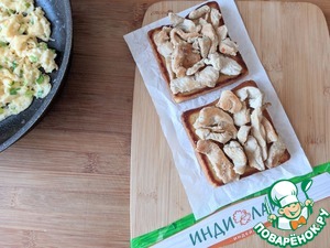 Техасские тосты с индейкой и яичницей