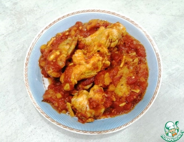 Тушеная курица со специями и курагой Тушеная курица со специями и курагой