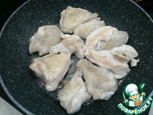 Тушеная курица со специями и курагой Тушеная курица со специями и курагой