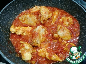 Тушеная курица со специями и курагой Тушеная курица со специями и курагой