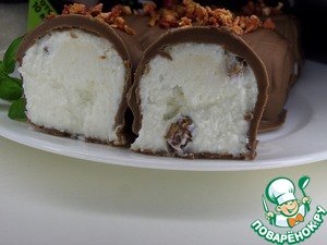 Творожный десерт с полентой и изюмом