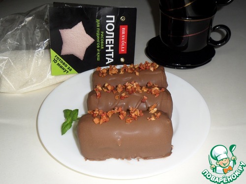 Творожный десерт с полентой и изюмом